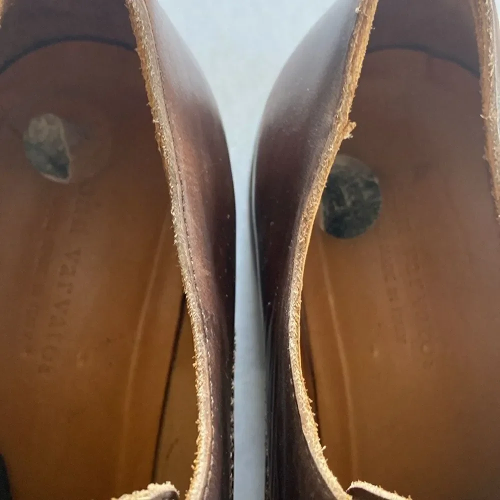JOHN VARVATOS Men’s Brown Leather Wingtip Derbys Size 11 1/2. Handmade in Italy